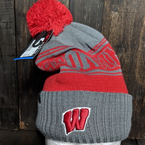 wisconsin badger stocking hat
